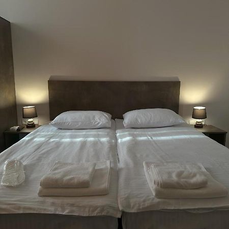 Bina N28 Otel Kutaisi Dış mekan fotoğraf