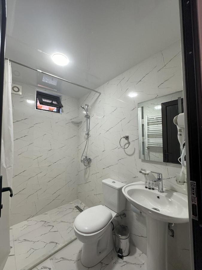 Bina N28 Otel Kutaisi Dış mekan fotoğraf