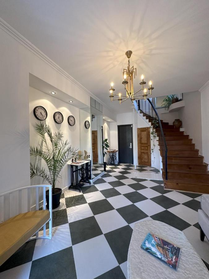 Bina N28 Otel Kutaisi Dış mekan fotoğraf