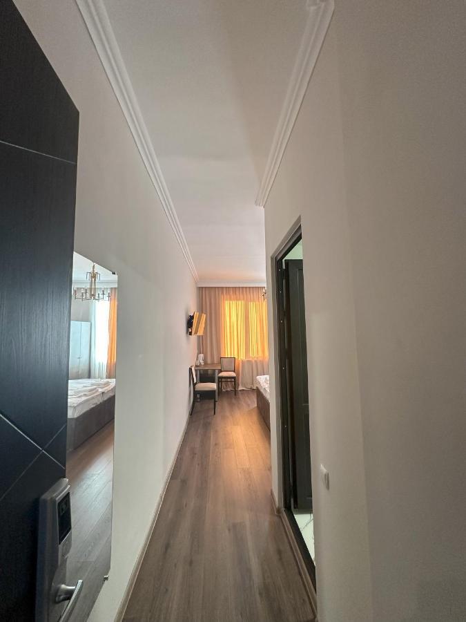 Bina N28 Otel Kutaisi Dış mekan fotoğraf