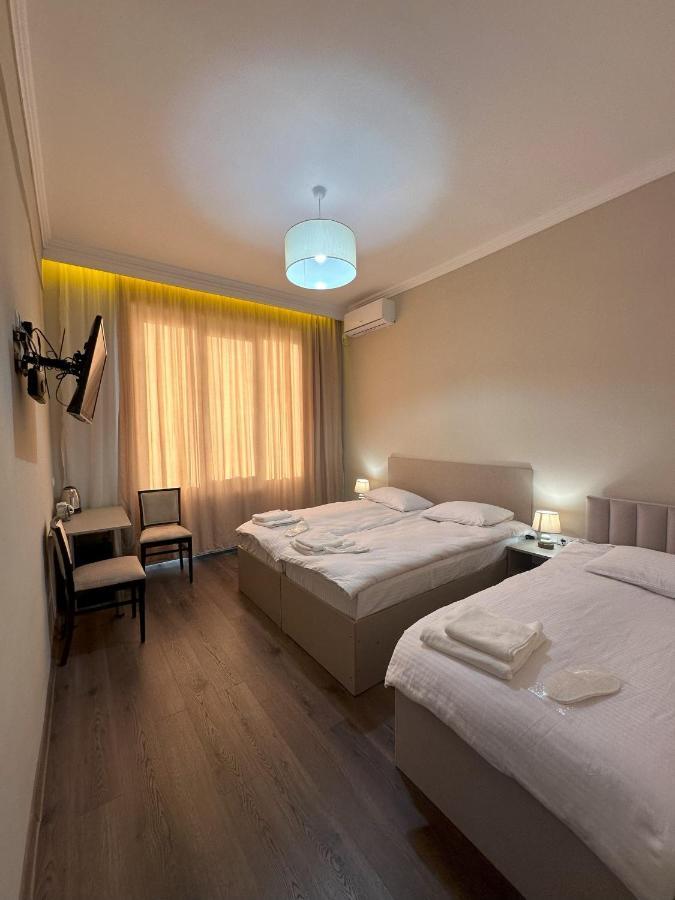 Bina N28 Otel Kutaisi Dış mekan fotoğraf